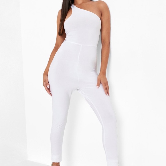 Pretty Little Thing - One Shoulder Jumpsuit - Picture 1 of 3